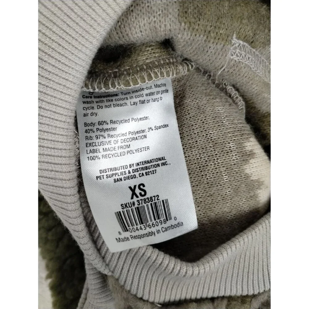 Reddy Camo Sherpa Hoodie Warm Sweater with Green Pocket for Dogs XS 11-13 inch